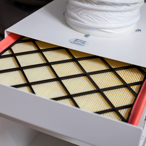 Педикюрная вытяжка