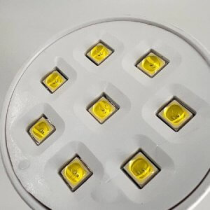 Лампа для ногтей